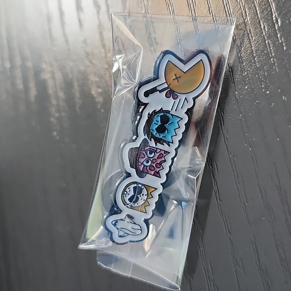 Horror x Pac-Man Inspired Enamel Pin - Picture 3 of 3